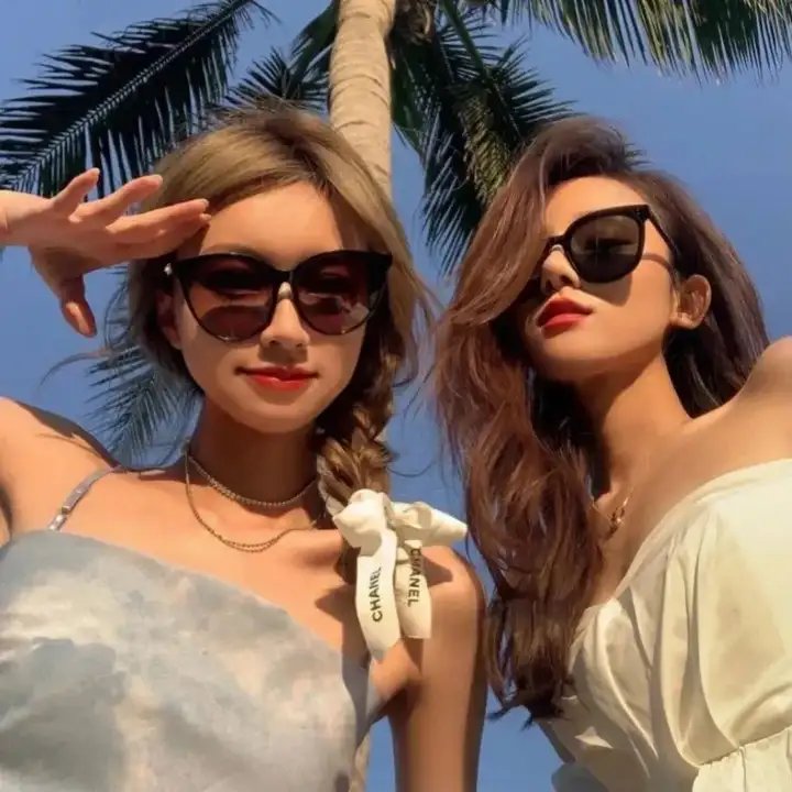 她和她的他们